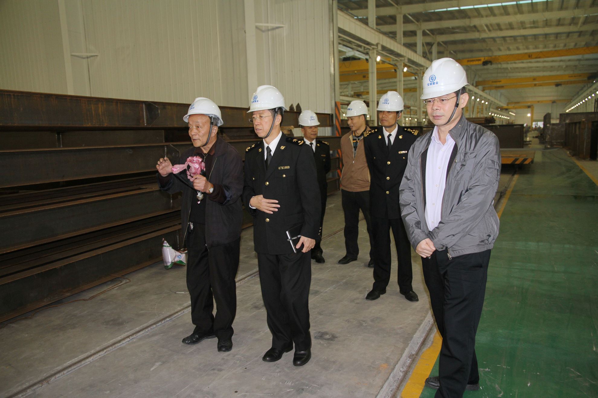 湛江市奋勇高新区 - 徐闻海关关长韩承伟到我区调研