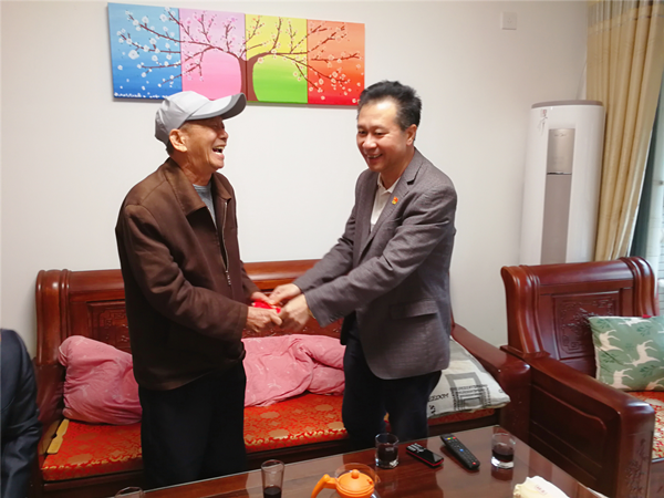 区领导5.png