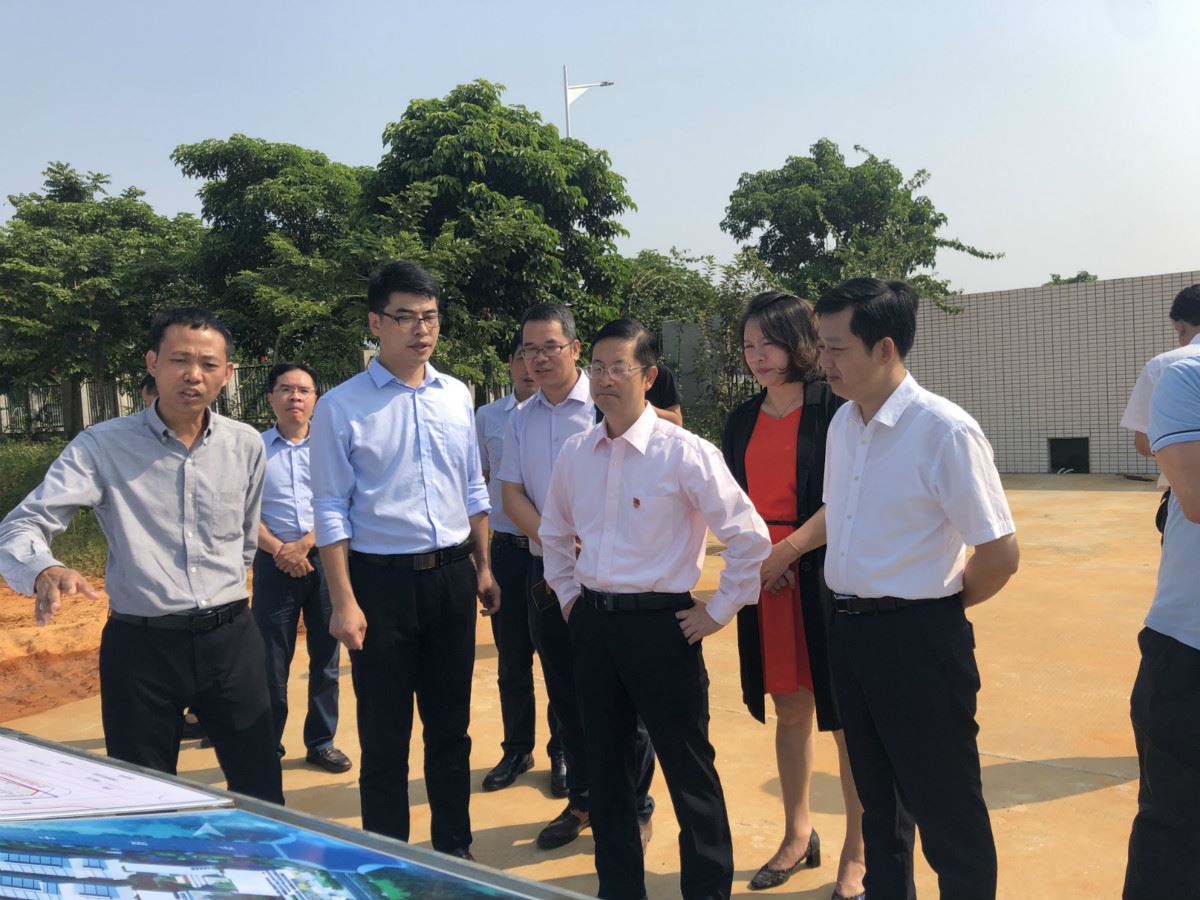 黄明忠副市长到奋勇高新区开展主题教育专题调研暨节